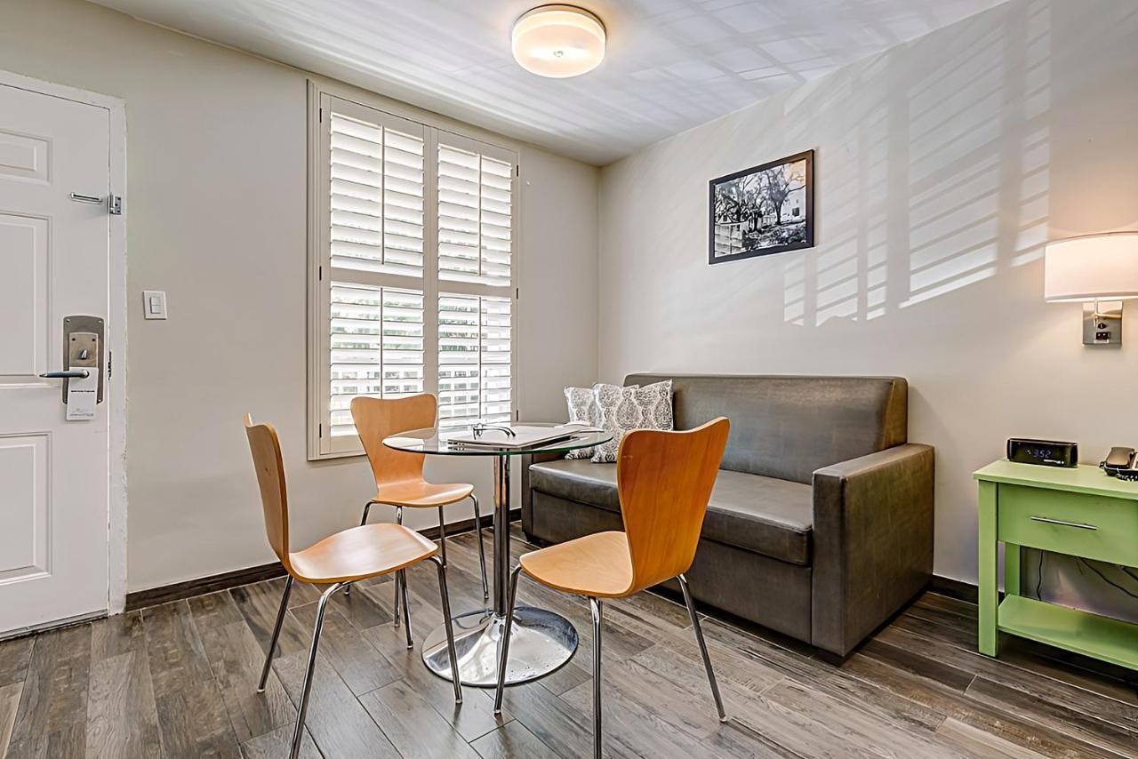 Seven Hills Suites Tallahassee Buitenkant foto