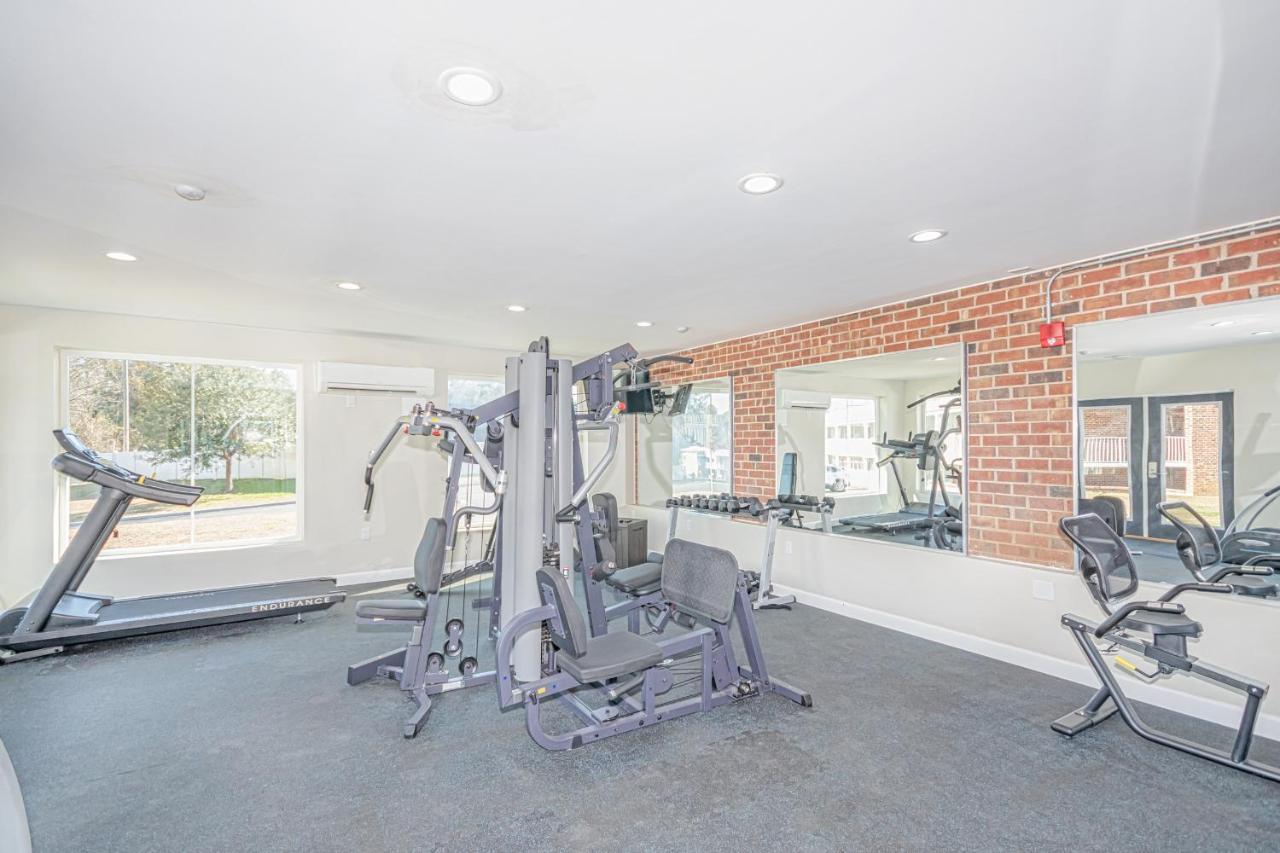 Seven Hills Suites Tallahassee Buitenkant foto